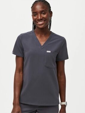 FIGS Catarina One Pocket Scrub Top